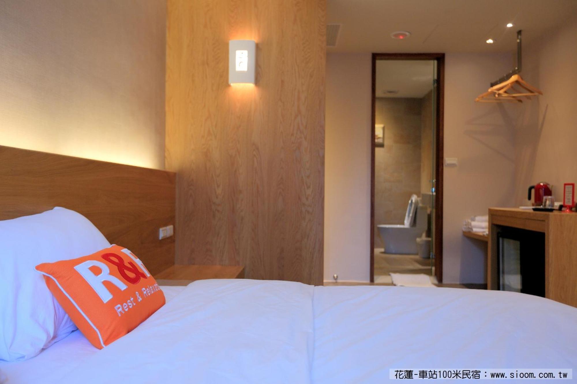 車站100M民宿丨電梯附停車場 Hualien Kamer foto